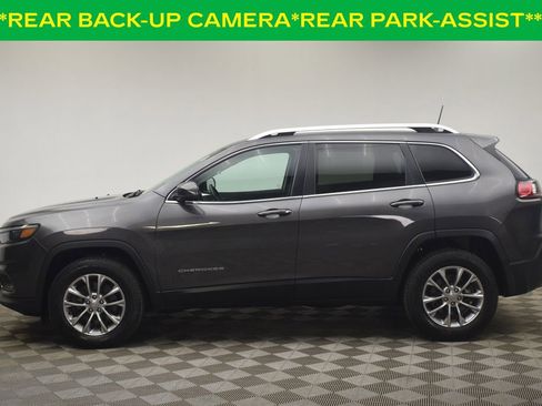 Used 2019 Jeep Cherokee Latitude Plus w/ Comfort/Convenience Group AWD/4WD image 9