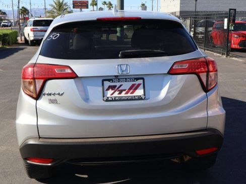 Used 2016 Honda HR-V EX image 6