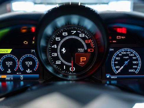 Certified 2023 Ferrari 812 GTS RWD image 34