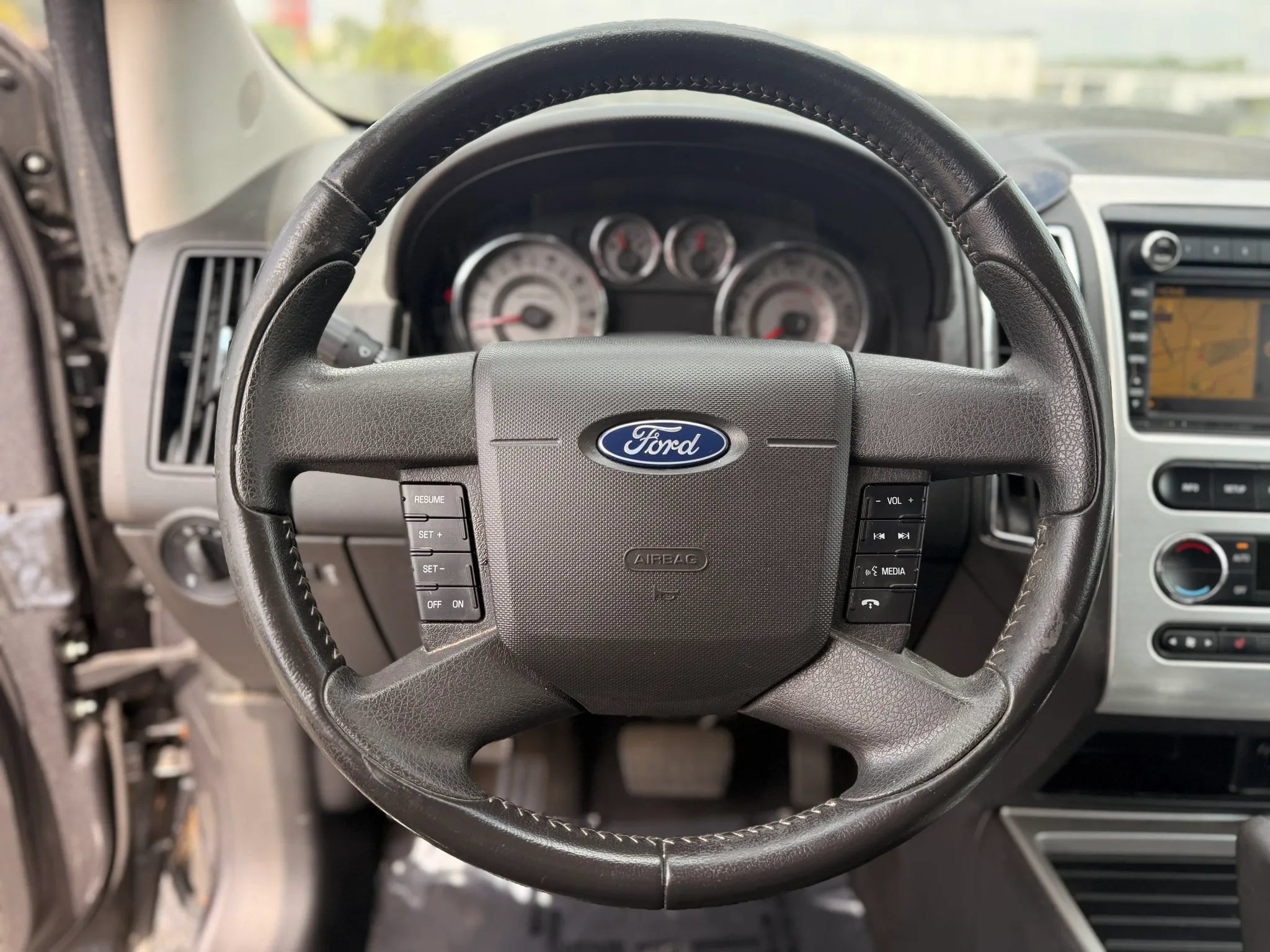 Used 2010 Ford Edge Limited AWD/4WD image 24