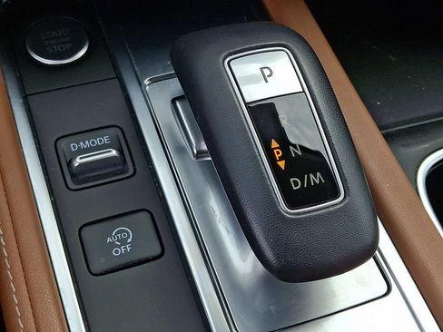 Used 2023 INFINITI QX60 Sensory w/ Vision Package AWD/4WD image 16