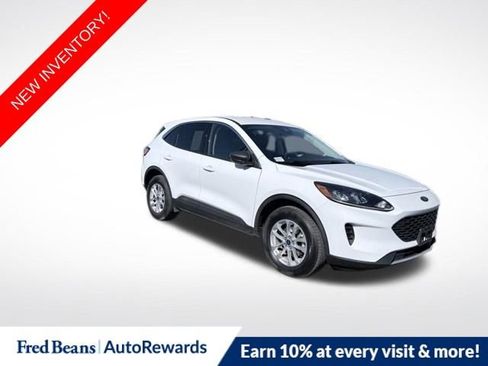 Certified 2022 Ford Escape SE w/ Convenience Package image 1