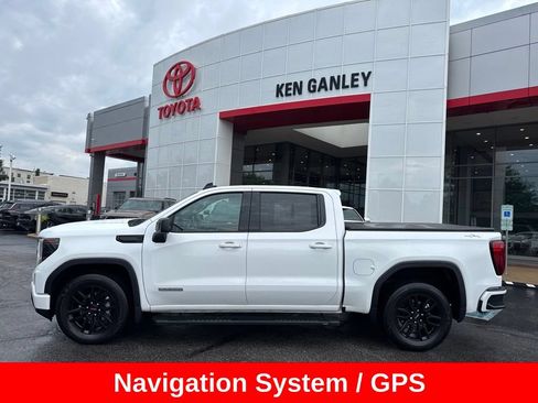 Used 2024 GMC Sierra 1500 Elevation AWD/4WD image 3