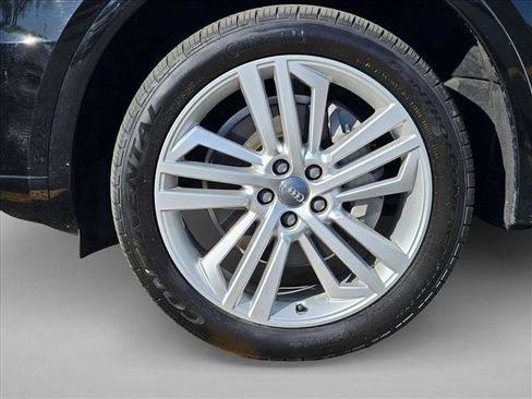 Used 2018 Audi Q5 2.0T Premium Plus w/ Premium Plus Package AWD/4WD image 29