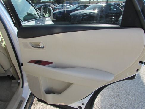Used 2010 Lexus RX 350 AWD w/ Premium Pkg image 32