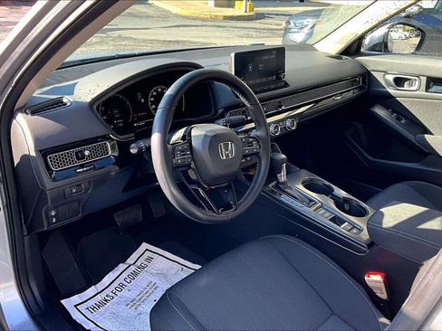 Used 2023 Honda Civic EX image 10