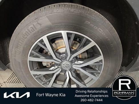 Used 2021 Volkswagen Tiguan S FWD image 11