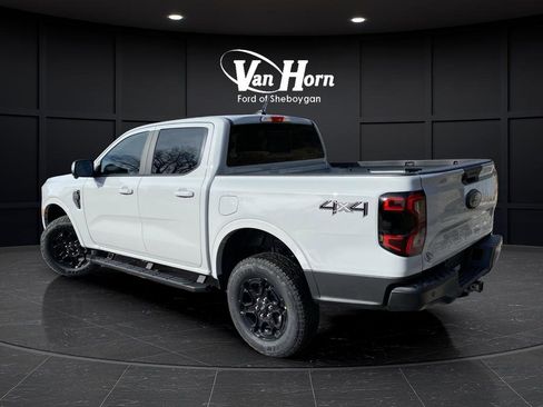 New 2026 Ford Ranger Lariat w/ Black Appearance Package AWD/4WD image 3
