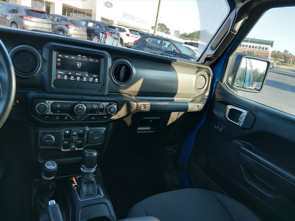Used 2023 Jeep Gladiator Sport AWD/4WD image 12