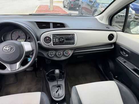 Used 2013 Toyota Yaris LE FWD image 21