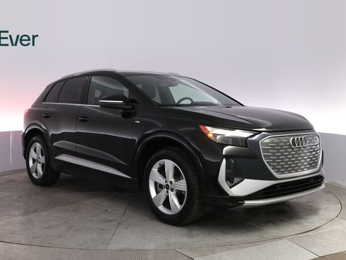 Used 2023 Audi Q4 e-tron Premium Plus w/ Premium Plus image 13