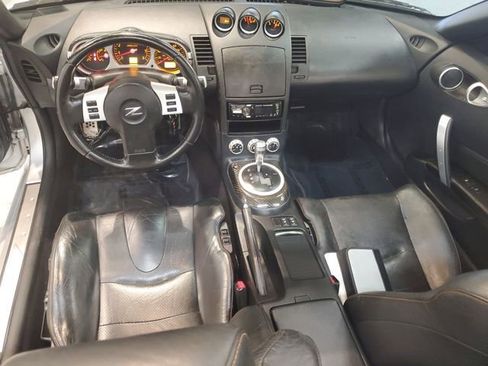 Used 2006 Nissan 350Z Touring image 13