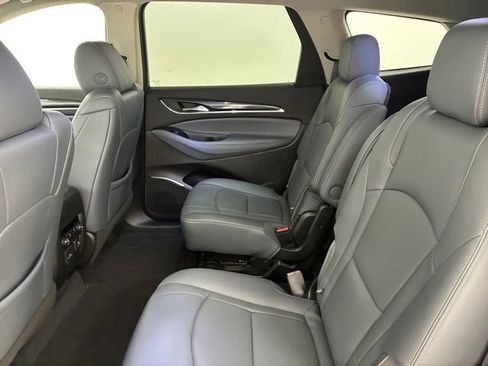 Used 2021 Buick Enclave Essence w/ Sound and Sites Package image 18