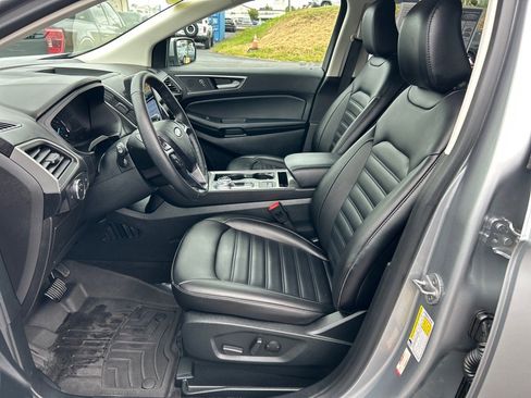 Used 2022 Ford Edge SEL image 6