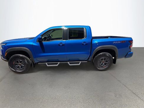 Used 2025 Nissan Frontier PRO-4X AWD/4WD image 7