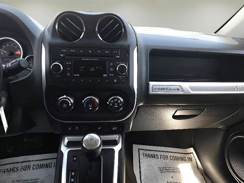Used 2016 Jeep Compass High Altitude AWD/4WD image 14
