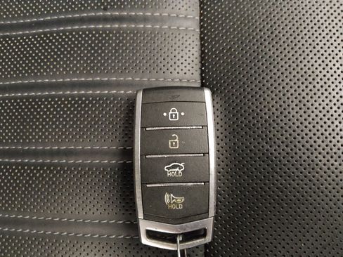 Used 2019 Genesis G90 3.3T Premium AWD/4WD image 32