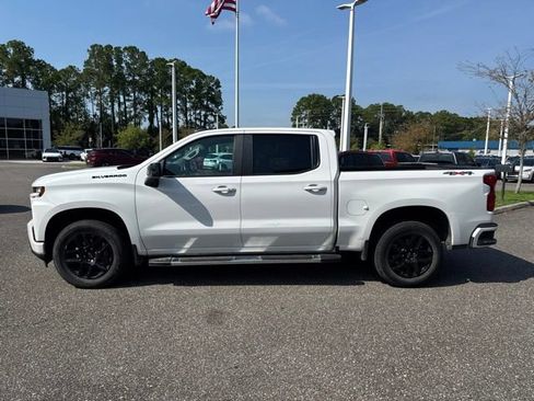 Used 2021 Chevrolet Silverado 1500 RST w/ LPO, Blackout Package AWD/4WD image 12