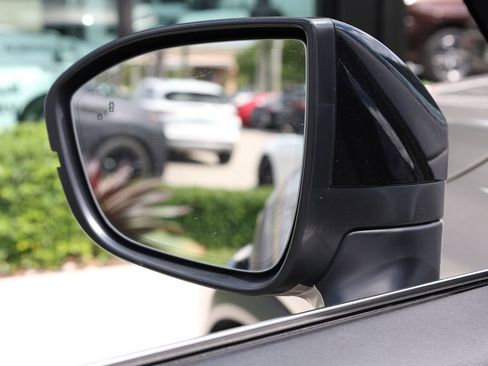 Certified 2023 INFINITI QX60 Luxe image 10