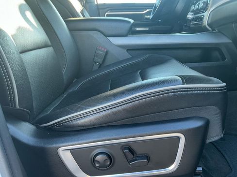 Used 2024 RAM 1500 Laramie image 18