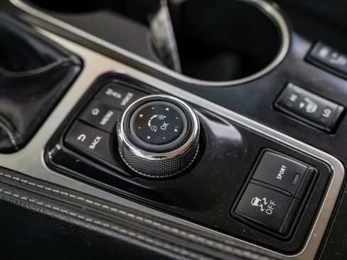 Used 2020 Nissan Maxima 3.5 SV w/ Floor Mat Group FWD image 30