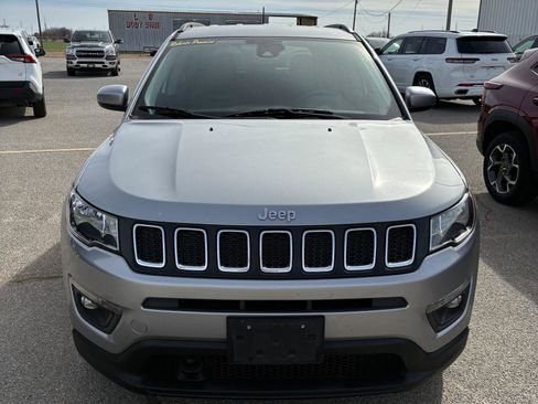 Used 2021 Jeep Compass Latitude w/ Driver Assistance Group FWD image 17