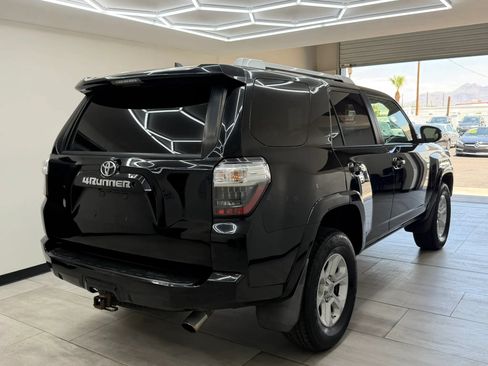 Used 2016 Toyota 4Runner SR5 AWD/4WD image 12