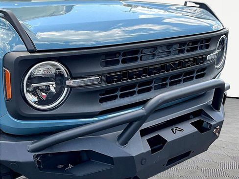 Used 2022 Ford Bronco 4-Door AWD/4WD image 32