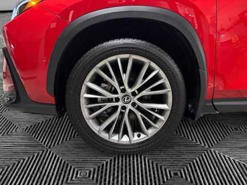 Used 2025 Lexus NX 300h AWD w/ Luxury Package image 29