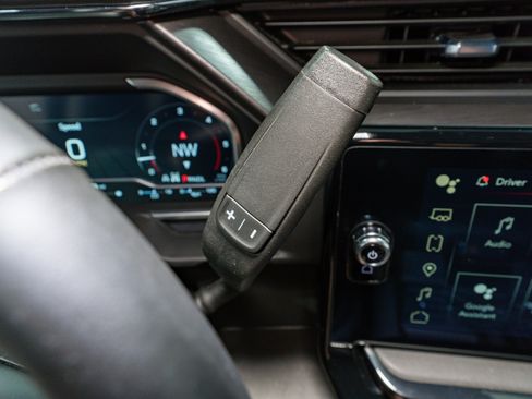 Used 2024 GMC Sierra 2500 AT4 w/ AT4 Premium Plus Package image 33