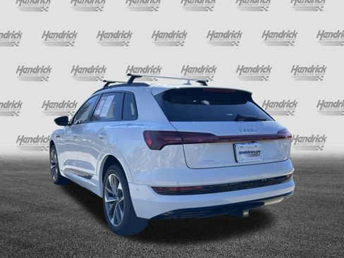 Used 2021 Audi e-tron Premium Plus image 7