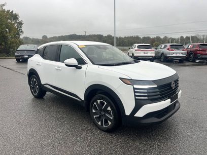 Certified 2025 Nissan Kicks SV