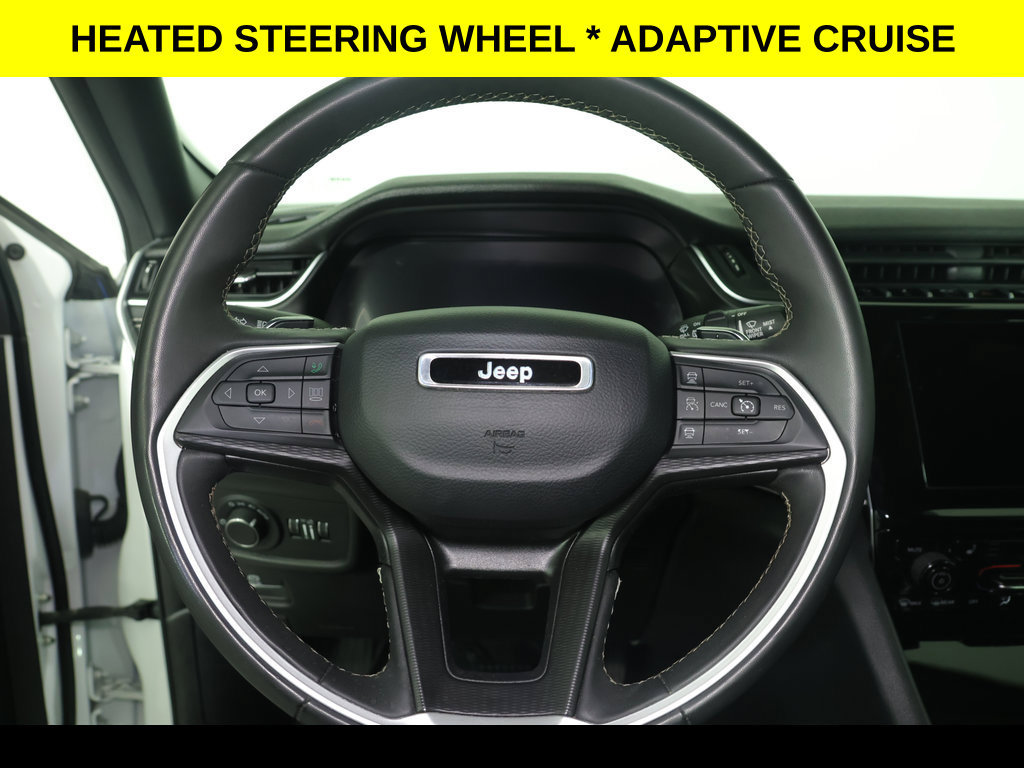 Used 2024 Jeep Grand Cherokee Altitude AWD/4WD image 3