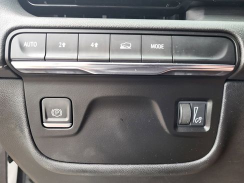 Used 2021 Cadillac Escalade Premium Luxury image 22