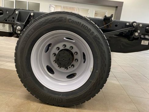 New 2024 Ford F550 4x4 Regular Cab Super Duty image 22