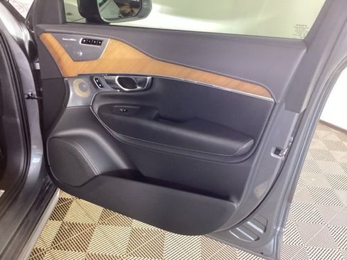 Used 2018 Volvo XC90 T6 Inscription w/ Convenience Package image 21