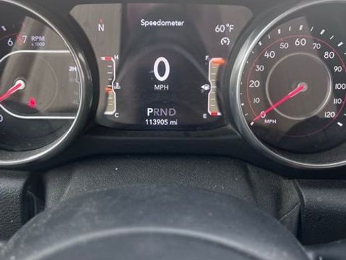 Used 2018 Jeep Wrangler Unlimited Rubicon image 7