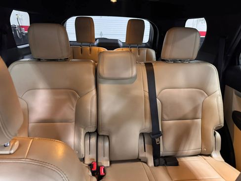 Used 2017 Ford Explorer XLT w/ Equipment Group 202A image 47