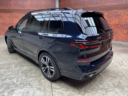 New 2026 BMW X7 xDrive40i image 3