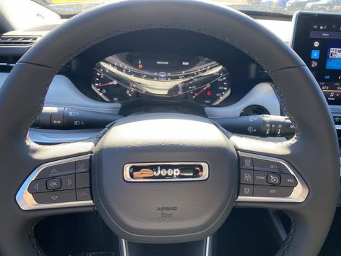 New 2026 Jeep Compass Limited image 12