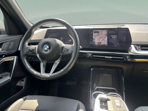 Used 2023 BMW X1 xDrive28i w/ Convenience Package AWD/4WD image 6