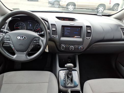 Used 2018 Kia Forte LX w/ LX Rear Camera Package FWD image 7