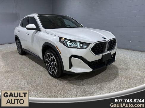 Certified 2025 BMW X2 xDrive28i image 1