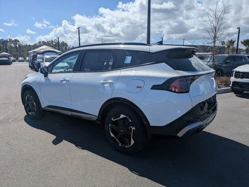 New 2026 Kia Sportage SX FWD image 5