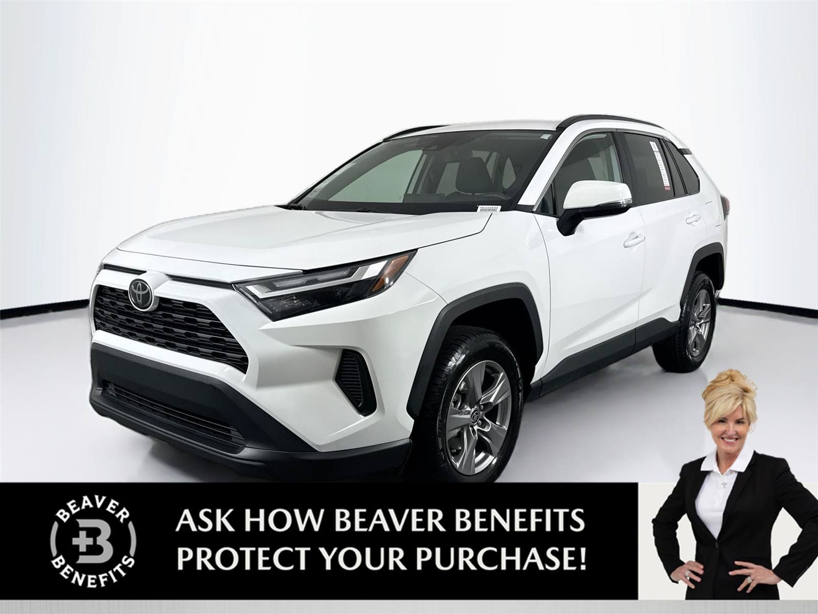 Certified 2025 Toyota RAV4 XLE FWD image 1
