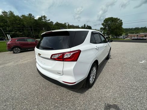 Used 2020 Chevrolet Equinox LS w/ LS Convenience Package AWD/4WD image 5