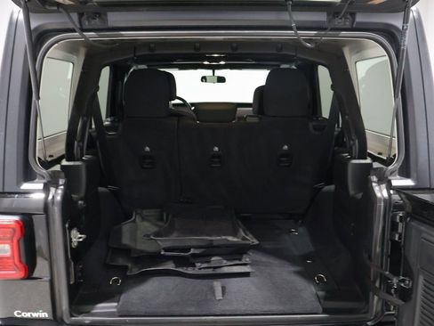 Used 2021 Jeep Wrangler Unlimited Sport image 19