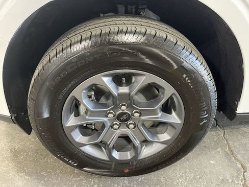 New 2025 Ford Maverick XLT w/ XLT Luxury Package image 22