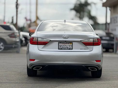 Used 2016 Lexus ES 350 w/ Navigation System Package image 15