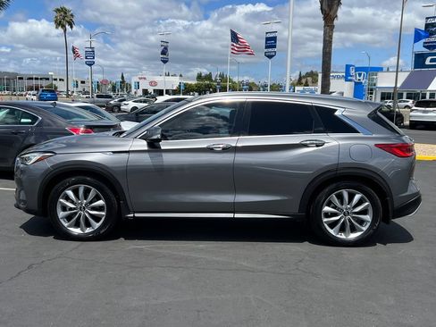 Used 2020 INFINITI QX50 Luxe w/ Navigation Package AWD/4WD image 7